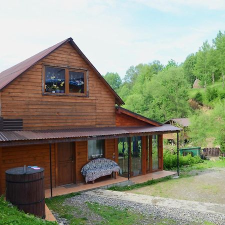 Gostynnyi Dvir U Marichky Hotel Lazeshchyna Exterior foto