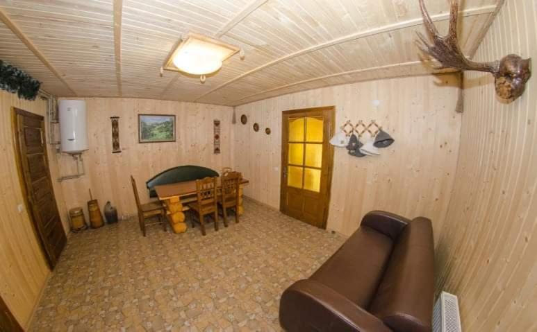 Gostynnyi Dvir U Marichky Hotel Lazeshchyna Exterior foto