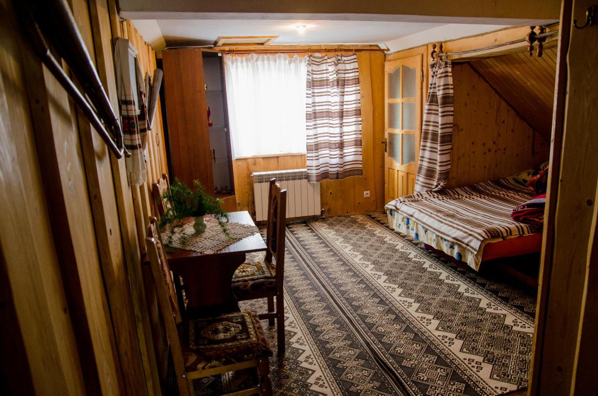 Gostynnyi Dvir U Marichky Hotel Lazeshchyna Exterior foto