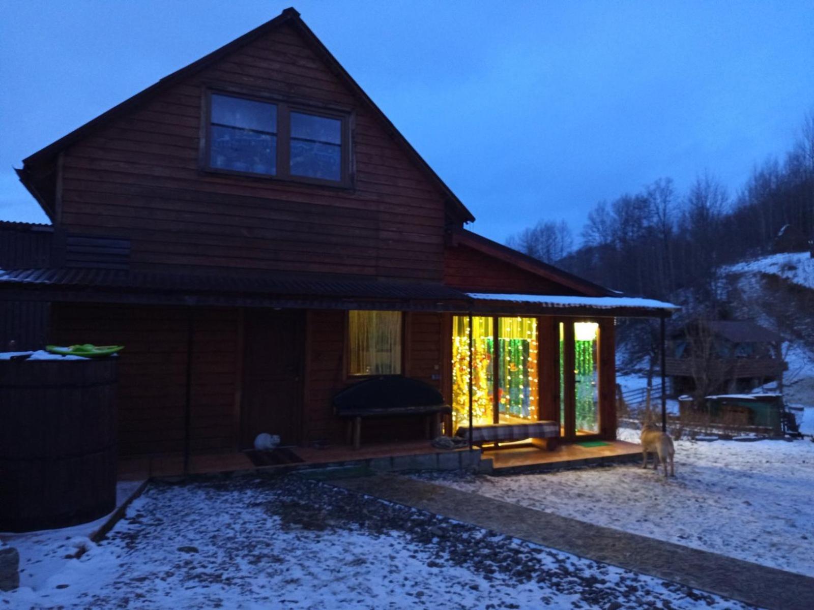Gostynnyi Dvir U Marichky Hotel Lazeshchyna Exterior foto